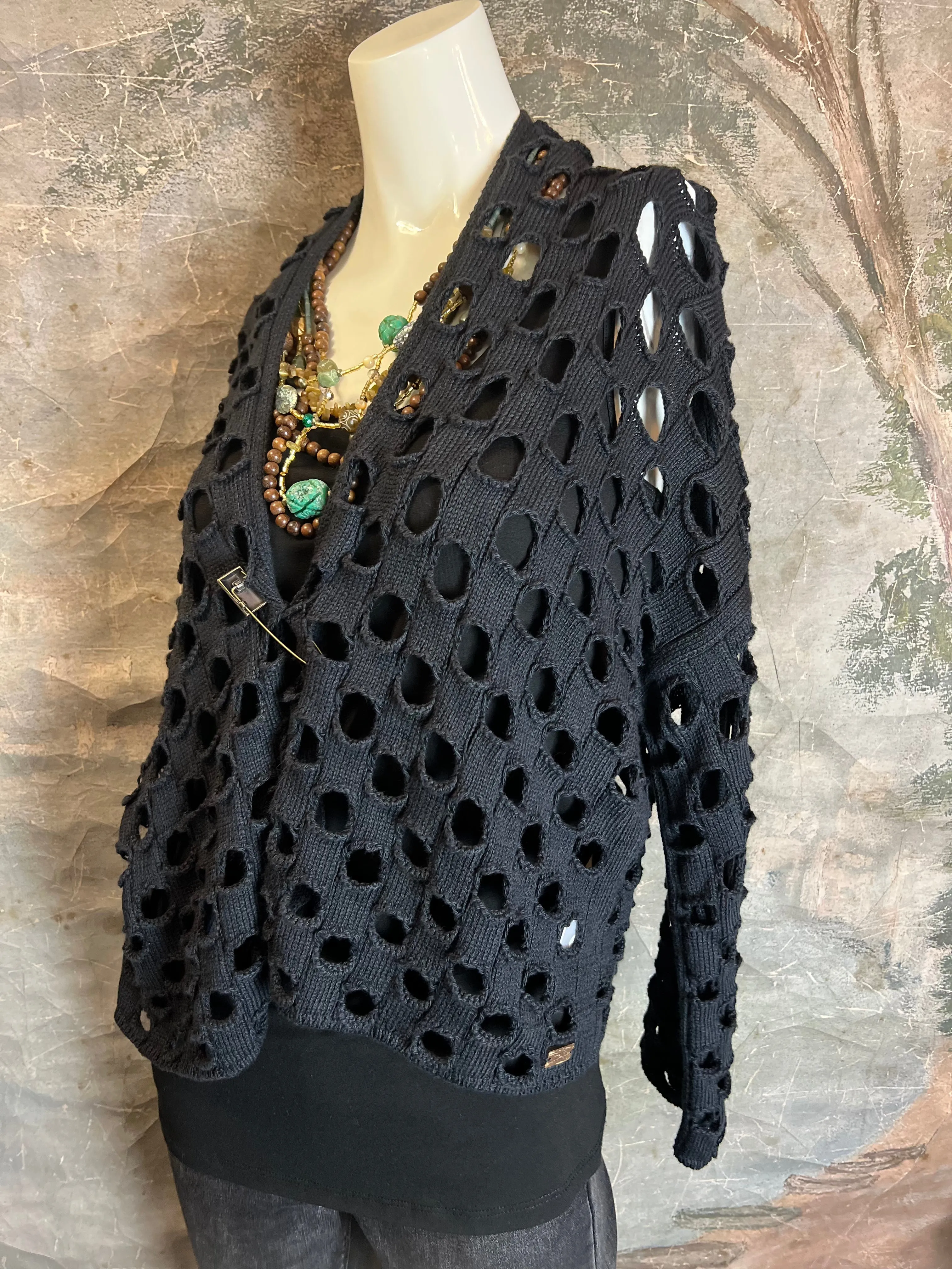 5200 Holiday Knit Cardi-Black