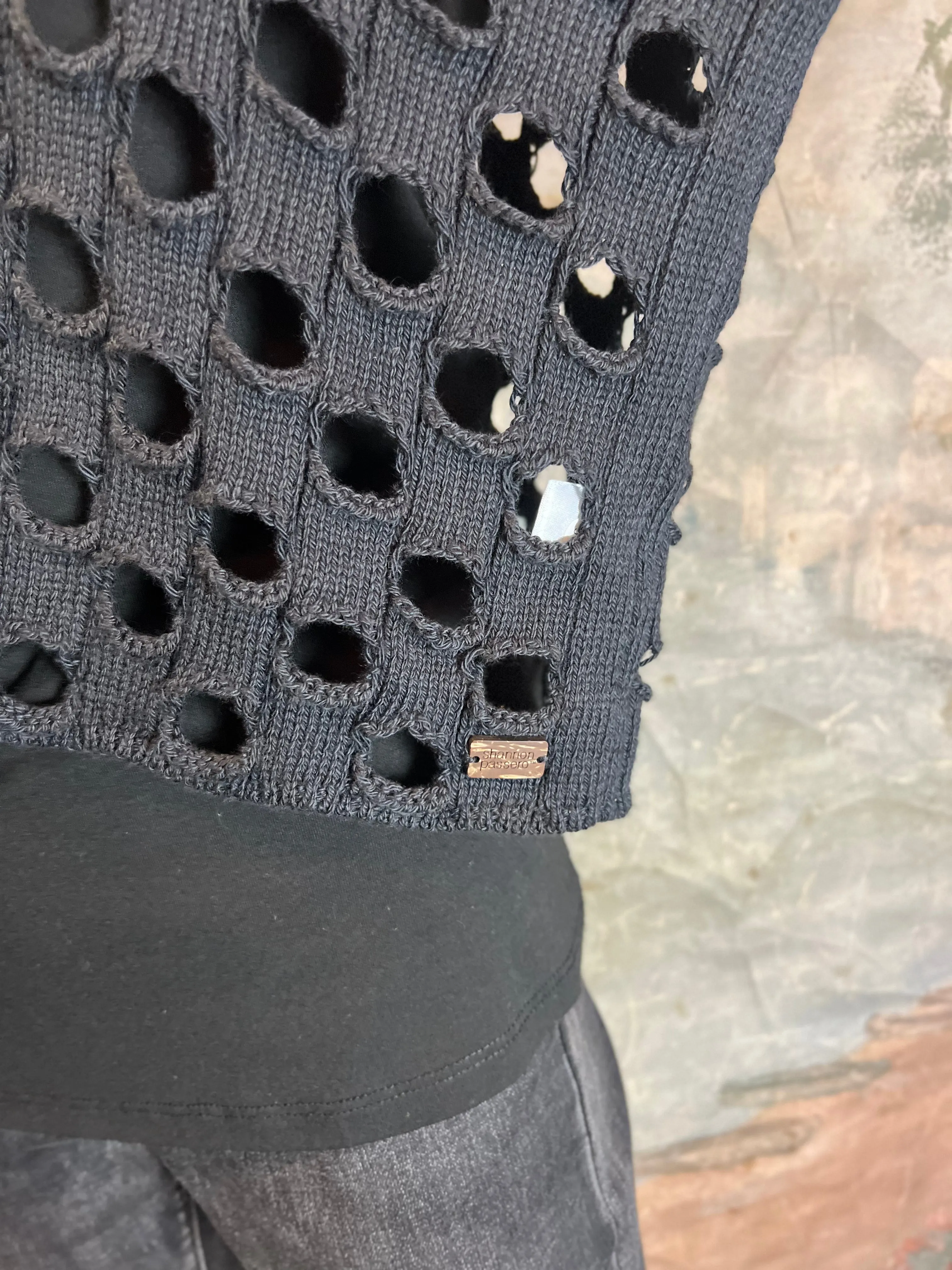 5200 Holiday Knit Cardi-Black