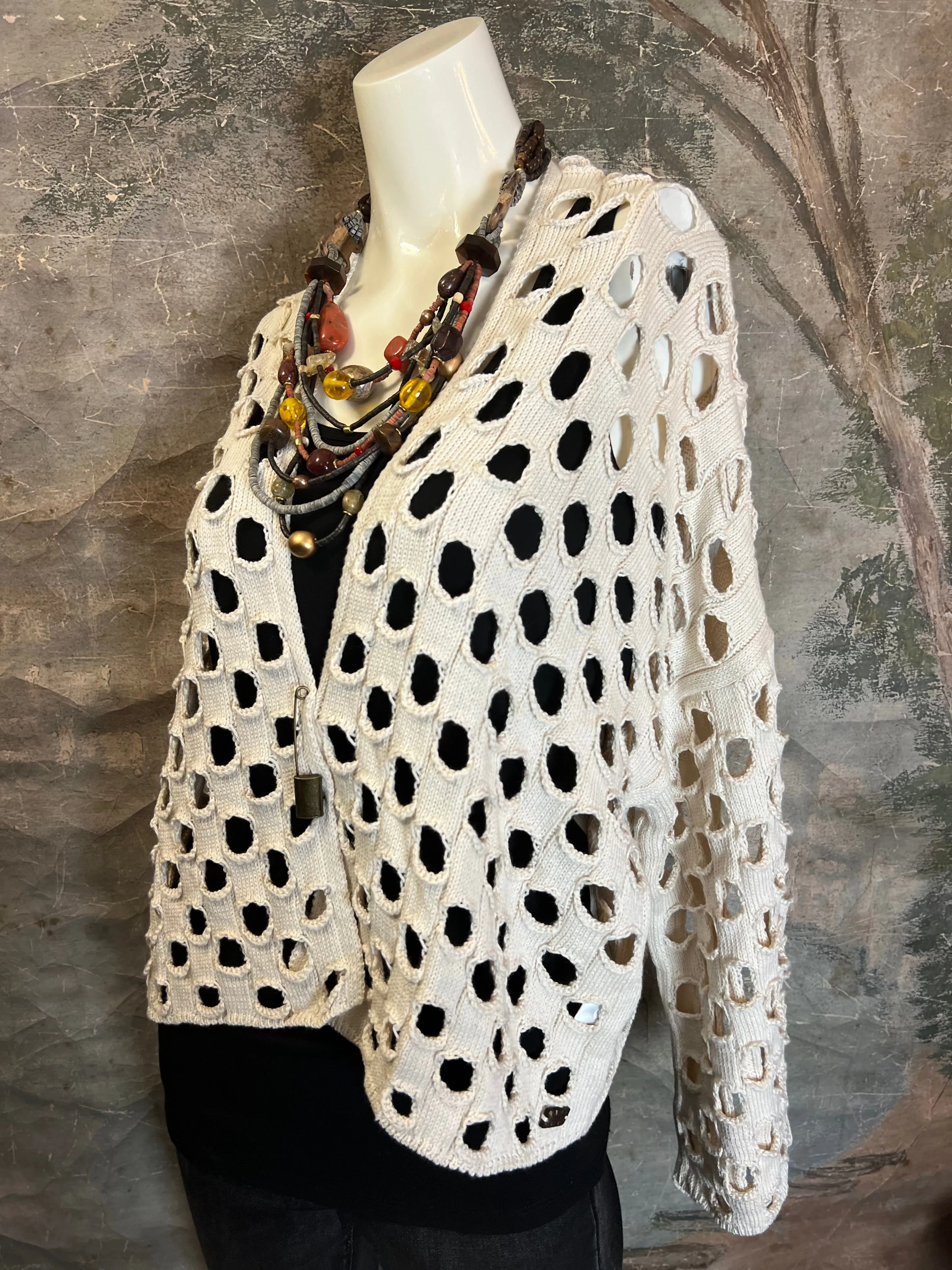 5200 Holiday Knit Cardi-Cream