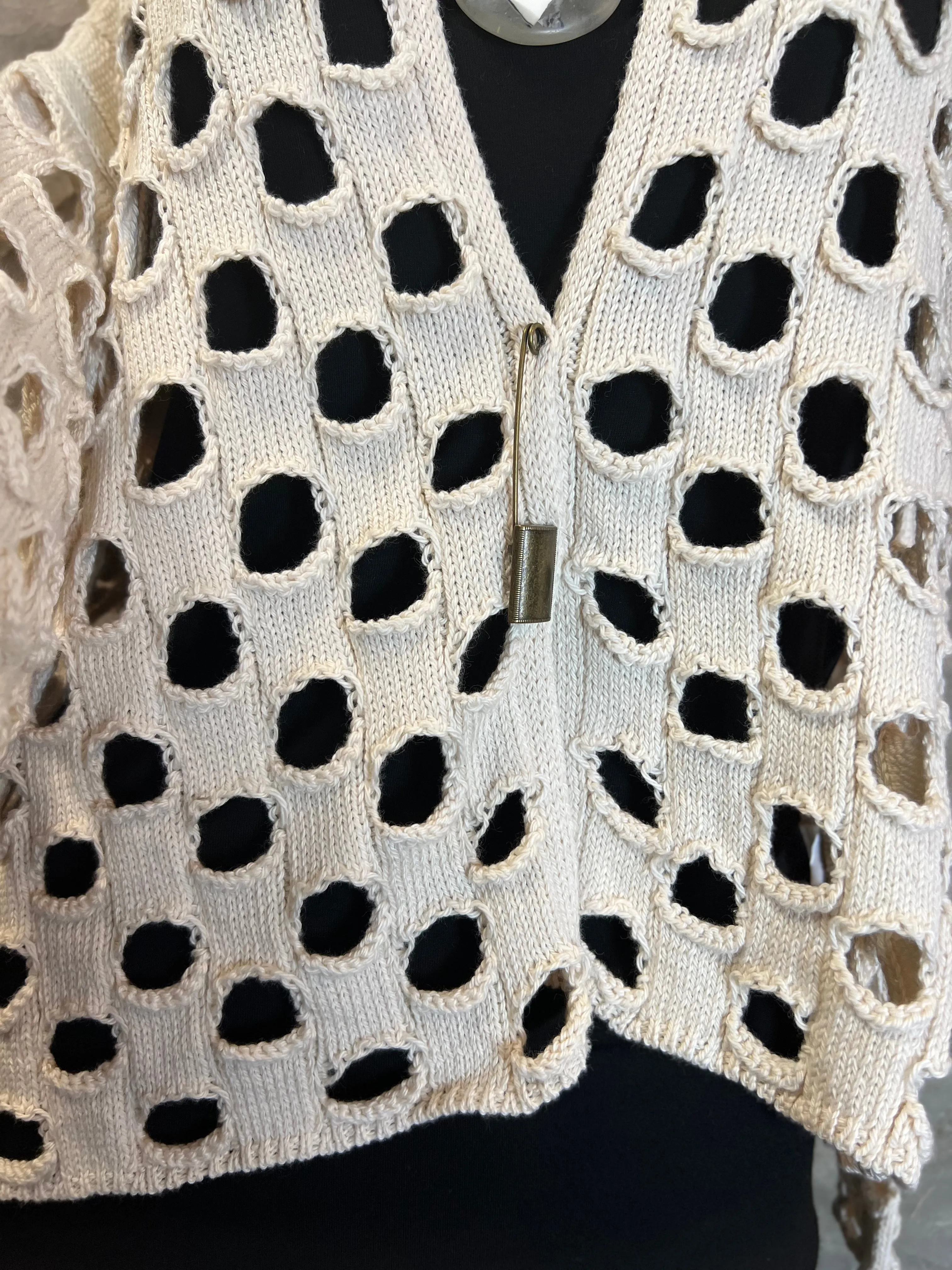 5200 Holiday Knit Cardi-Cream