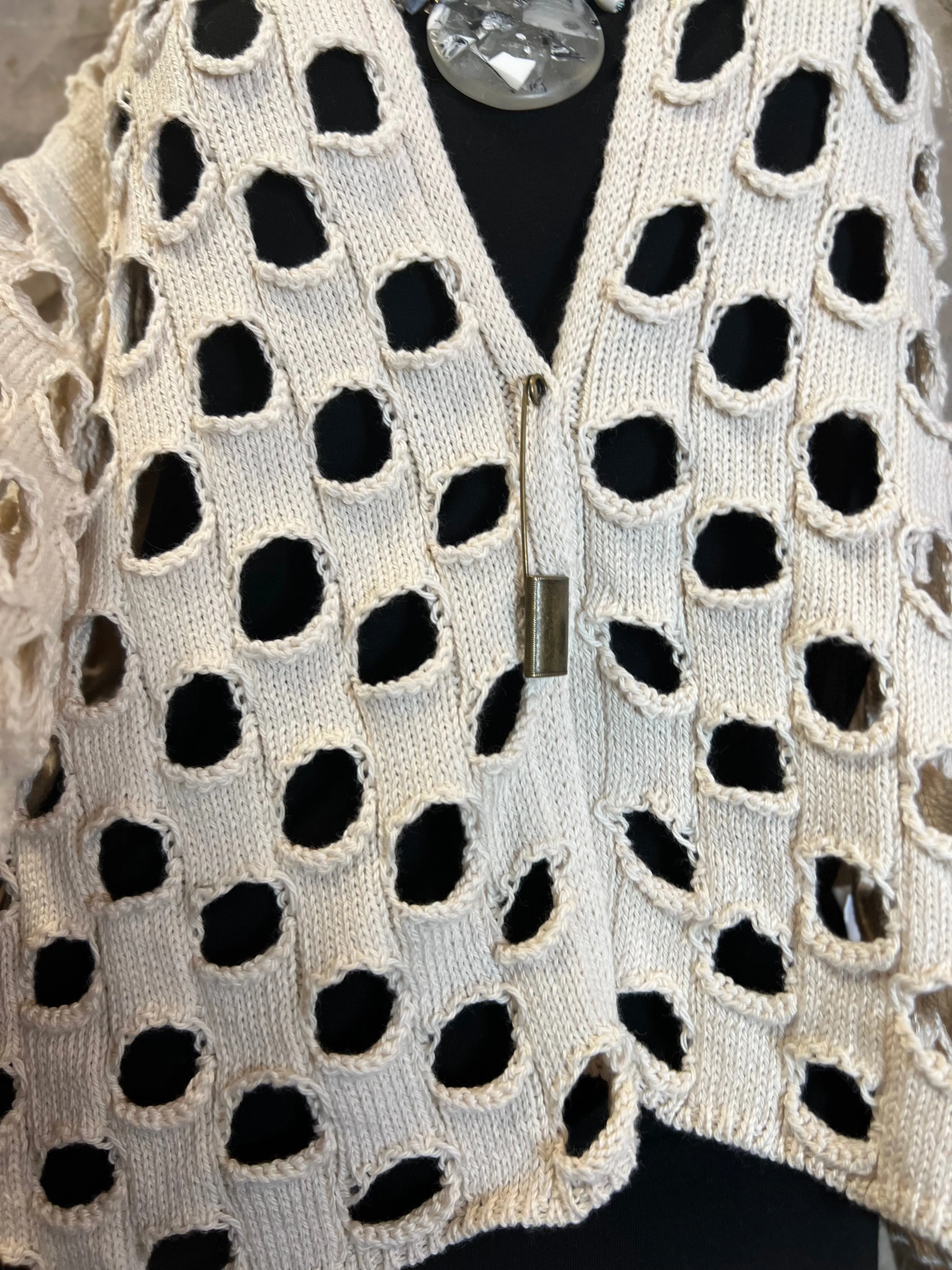 5200 Holiday Knit Cardi-Cream