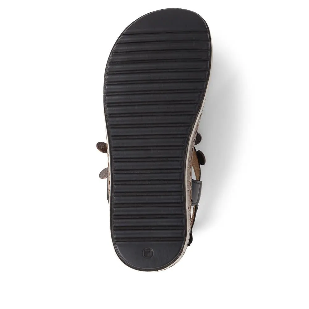 Embellished Leather Toe-Post Sandal - CAY29005 / 315 112