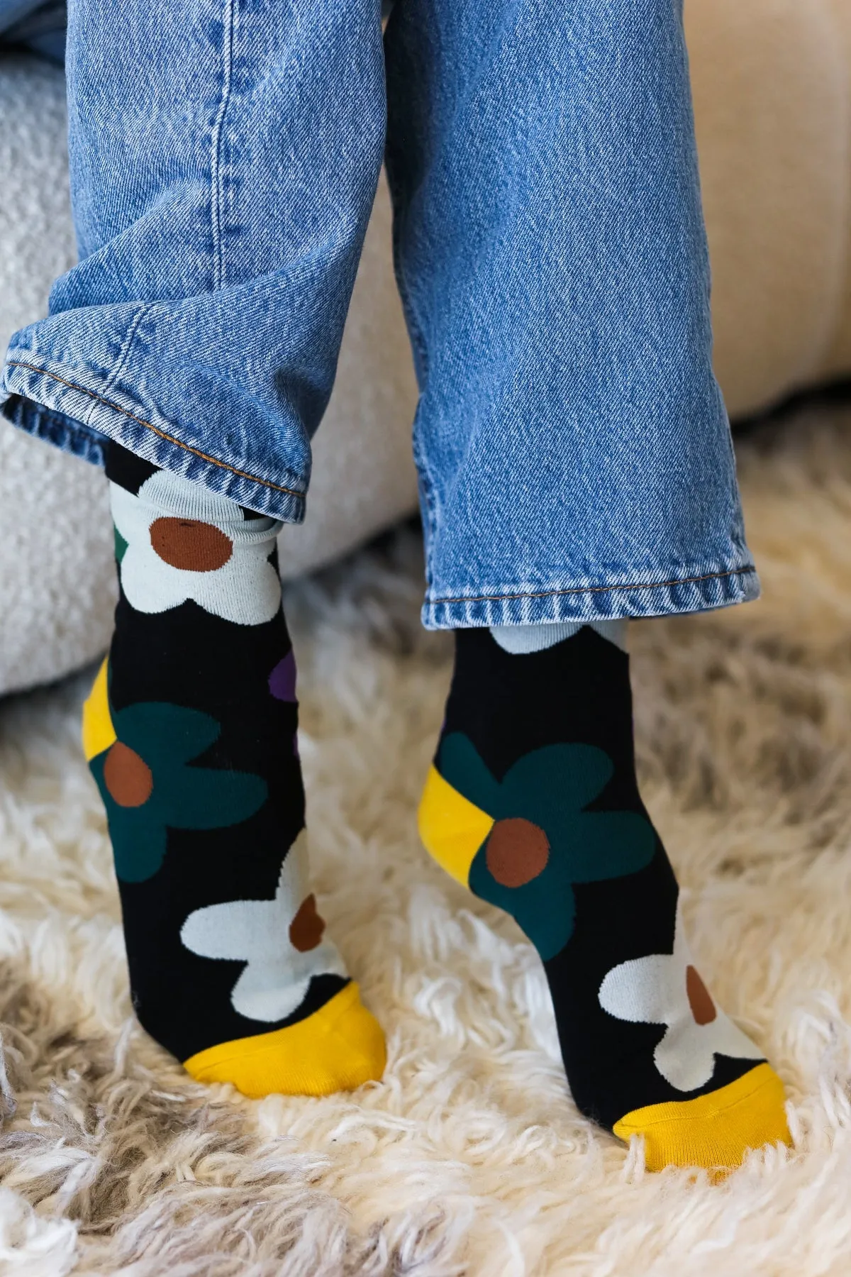 Explore More Collection - Black Floral Ankle Socks