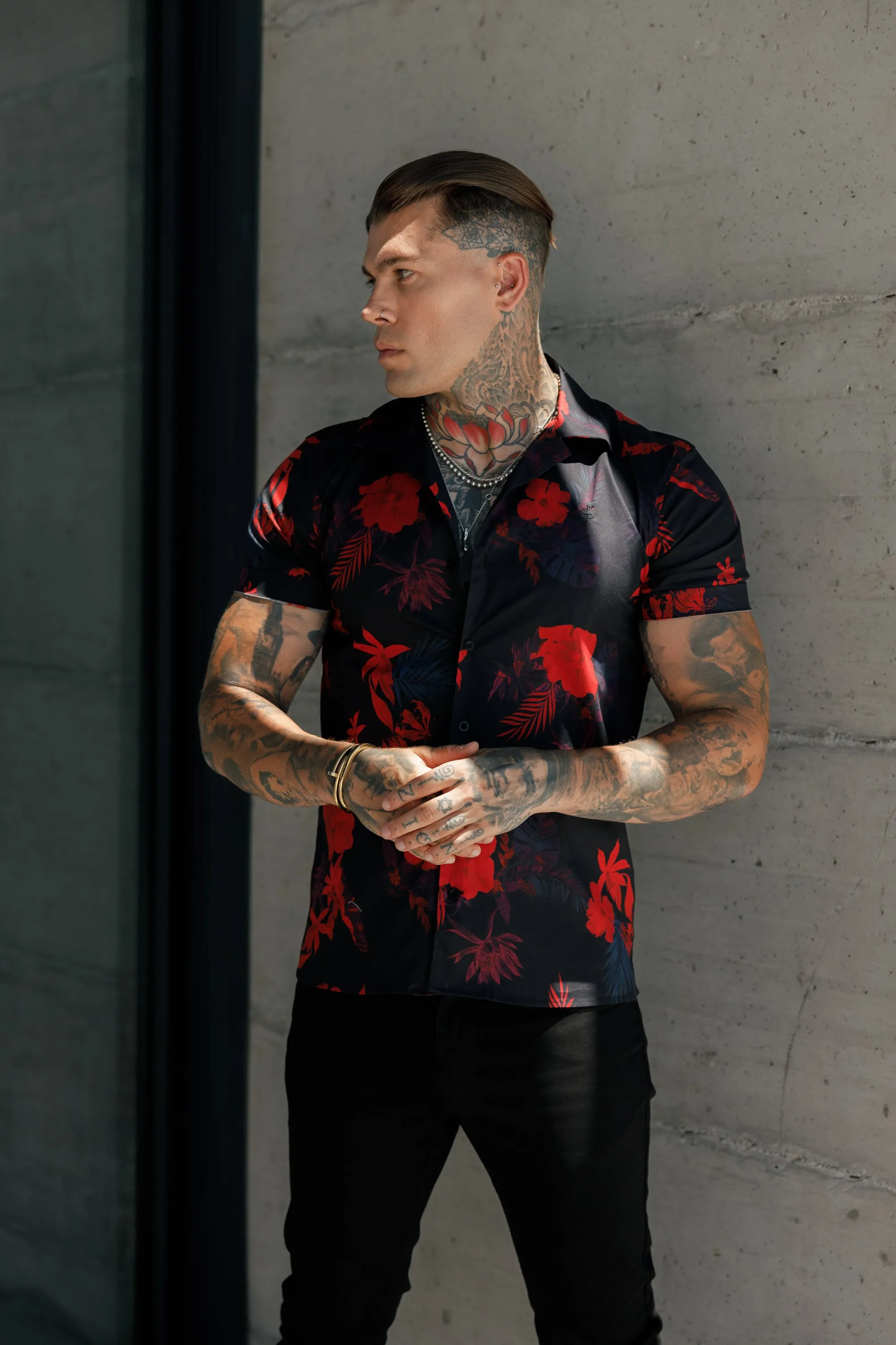 Father Sons Hawaiian-Style Boxy Black & Red Floral Stretch Shirt with Revere Collar - Short Sleeved - FS994