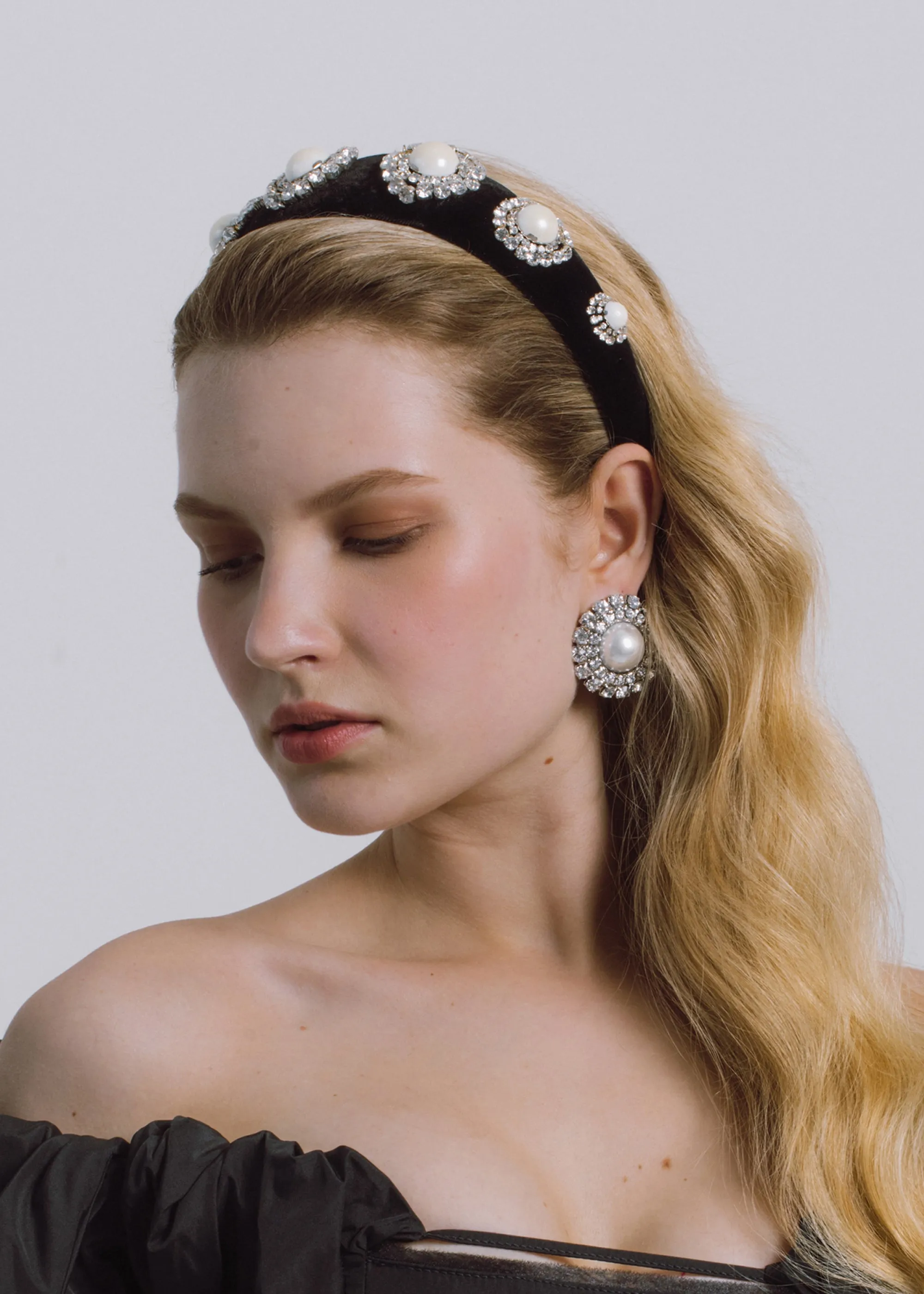 Sidney Headband -- Black Pearl