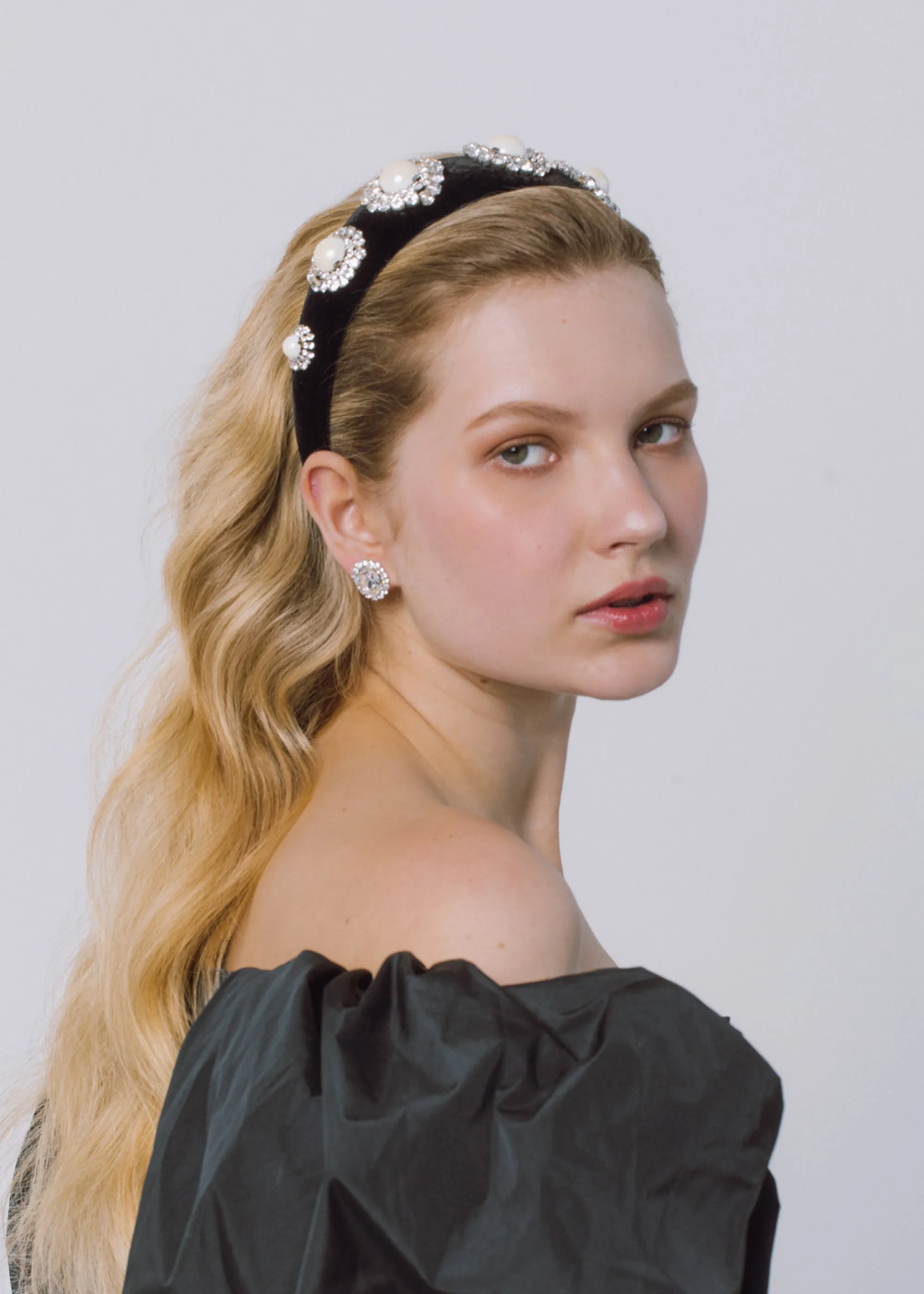 Sidney Headband -- Black Pearl