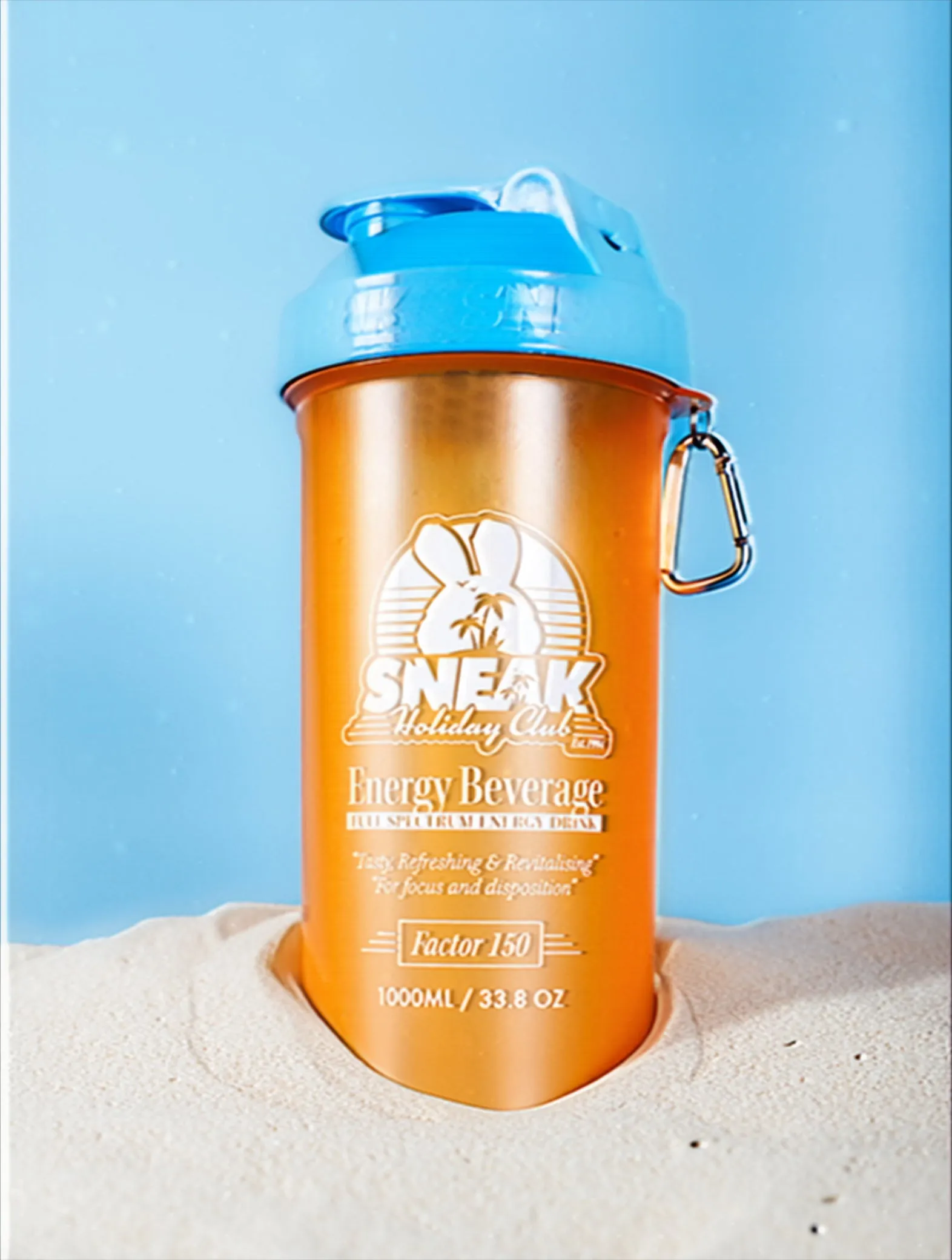 SNEAK Holiday Club Shaker